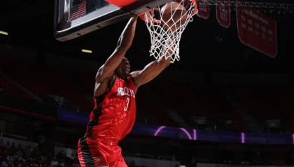 静待开赛，火箭夏联首发阵容或已确定，谢泼德力求再次证明自己