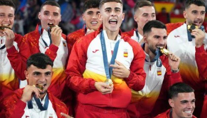 华体会APP下载-欧洲杯奥运会连夺两冠！西班牙足球展现可怕统治力