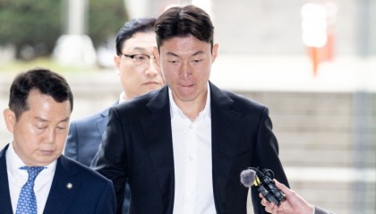 华体会权威下载-维持原判！韩国国脚黄义助非法拍摄性爱视频 二审被判有期徒刑1年