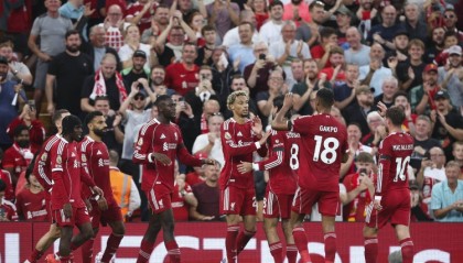 华体会APP下载-哈曼：利物浦的防守端太过脆弱，同时也失去了阿诺德的威胁球能力